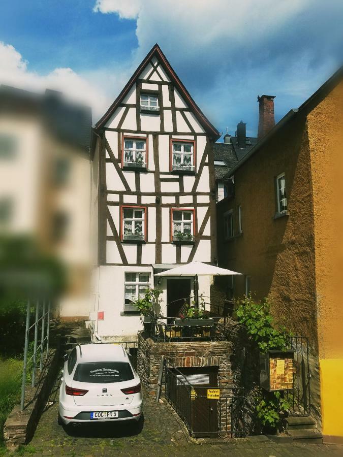 Gaestehaus Pension Romantika In Der Innenstadt كوتشيم المظهر الخارجي الصورة